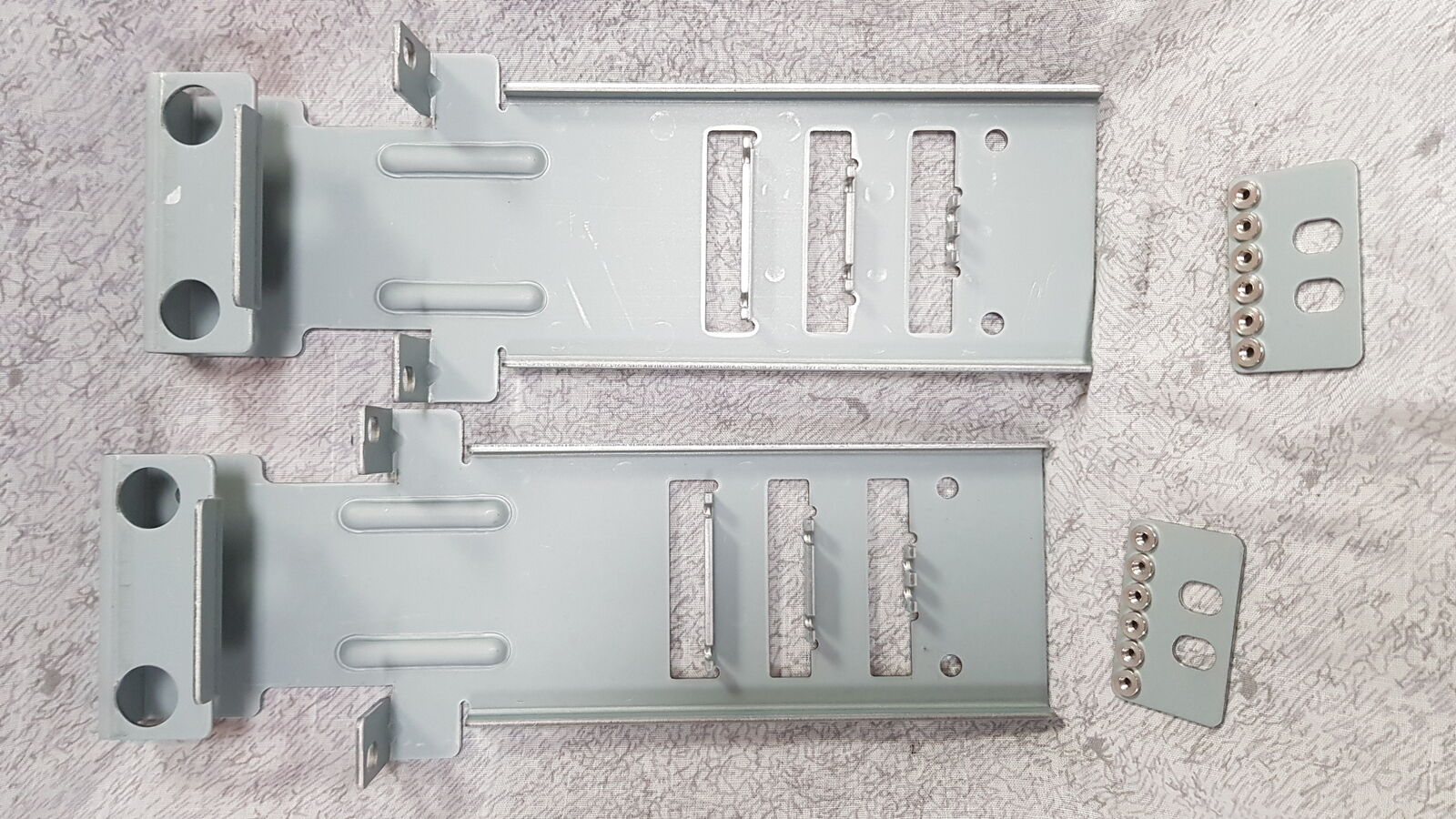 Sun Microsystems x7901a-4 19" 2-post Rackmount Kit New