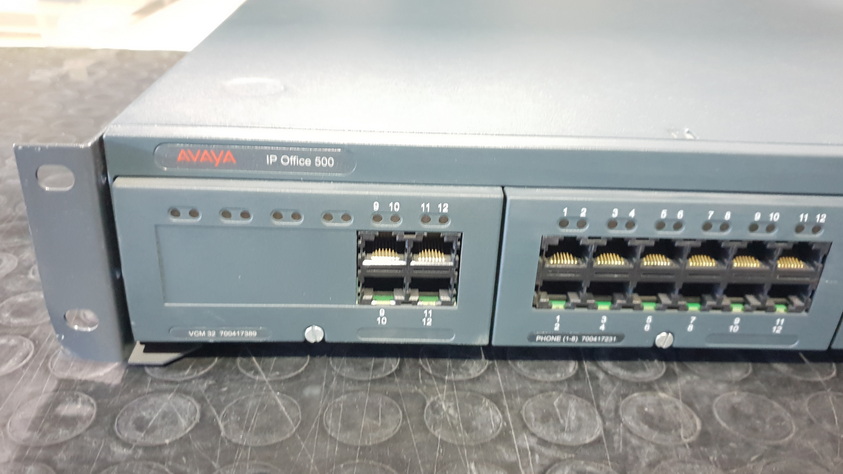 Avaya IP Office IP500 V2 Control Unit – 700476005 Used A
