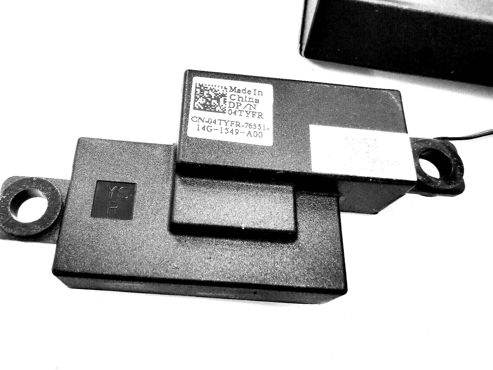 Dell Latitude E5520 Genuine Internal Speakers L&R 04TYFR 570303100 Used A